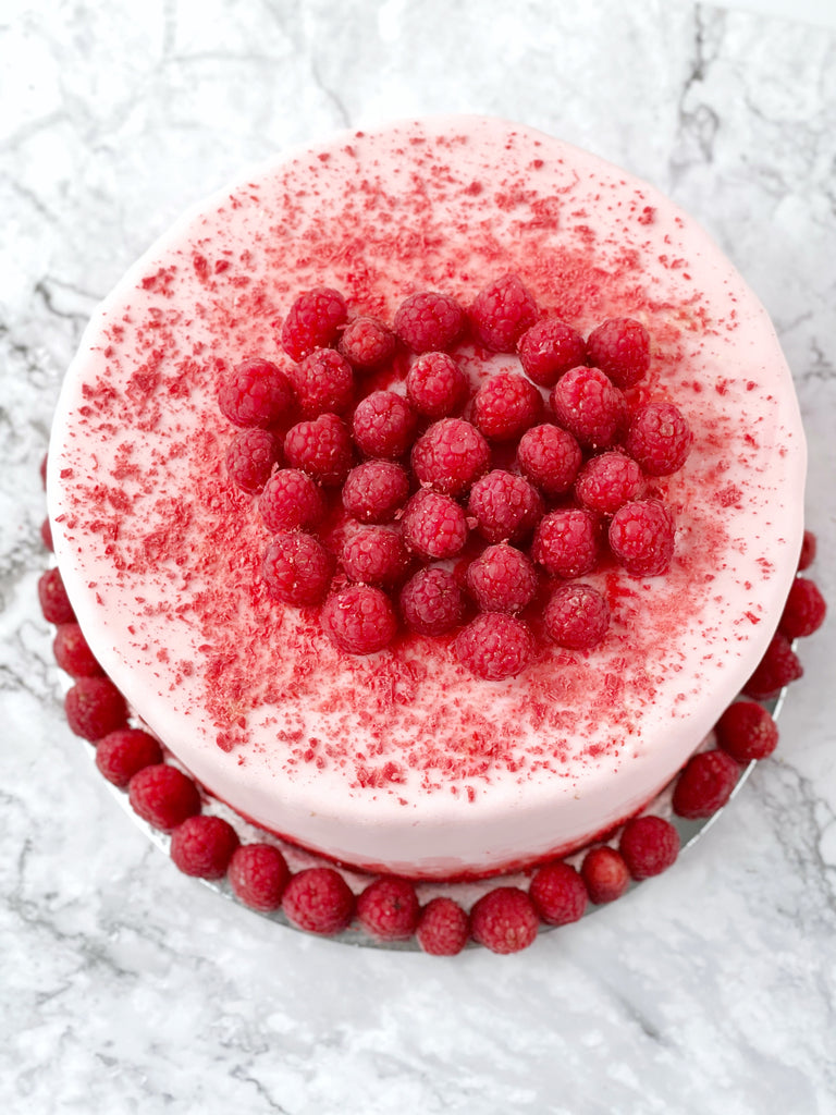 Raspberry cake - كعكة التوت